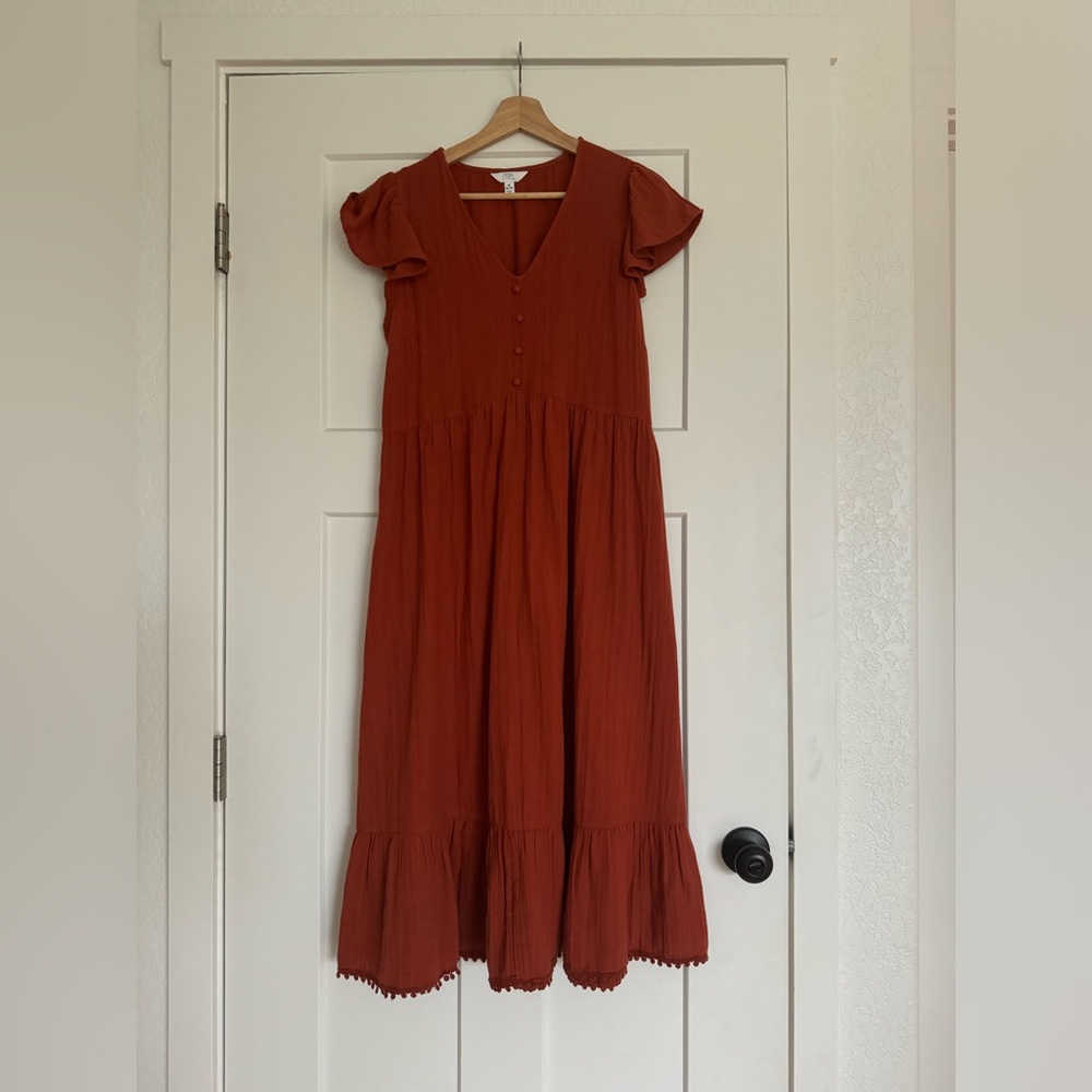 Size M short sleeve dress by Time & True.